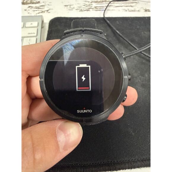 SUUNTO OW161 Smartwatch Digital GPS Fitness Tracker Large Display JAPAN Working main image 10